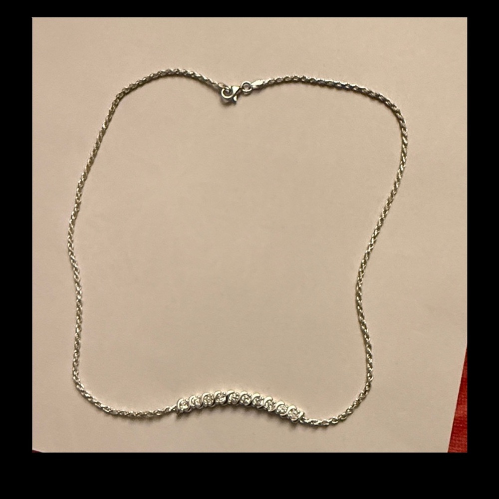 Elegant 925 Italy Silver Necklace - Picture 7 of 9